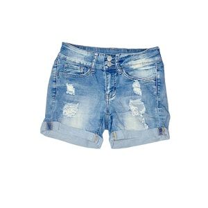 Women’s Light wash ripped double button Jean shorts